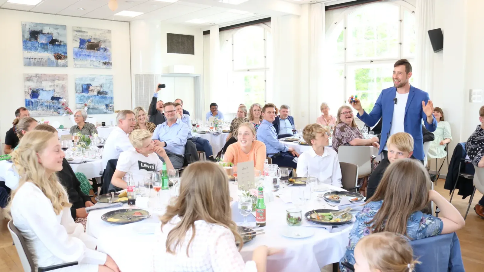 Tryllekunstner Til Brylluppet